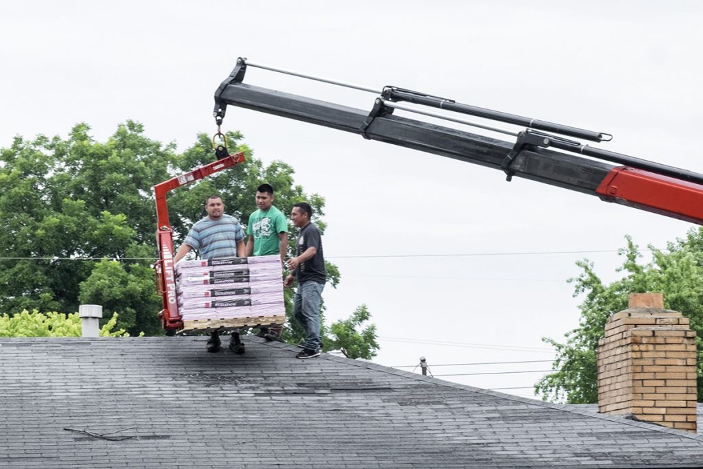 Hispanic Roofers in the Midwest
